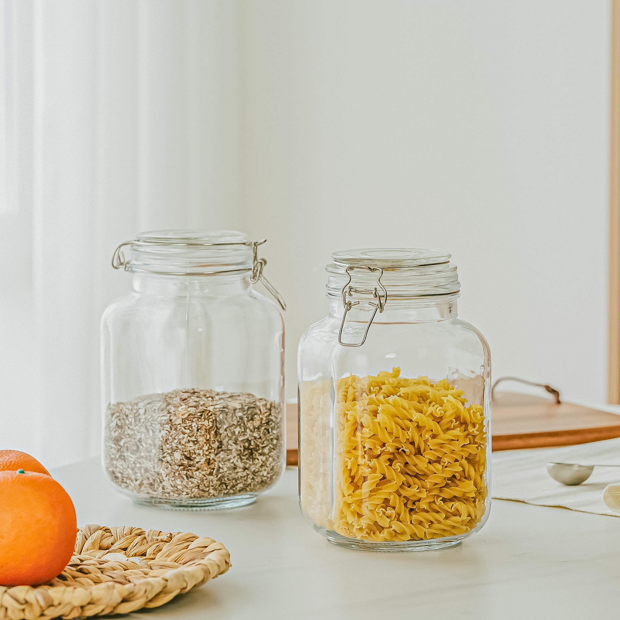 67온스 용량의 밀폐형 유리 식품 보관 용기, 잠금 뚜 - Food Storage Jars & Containers 리뷰 및 가격